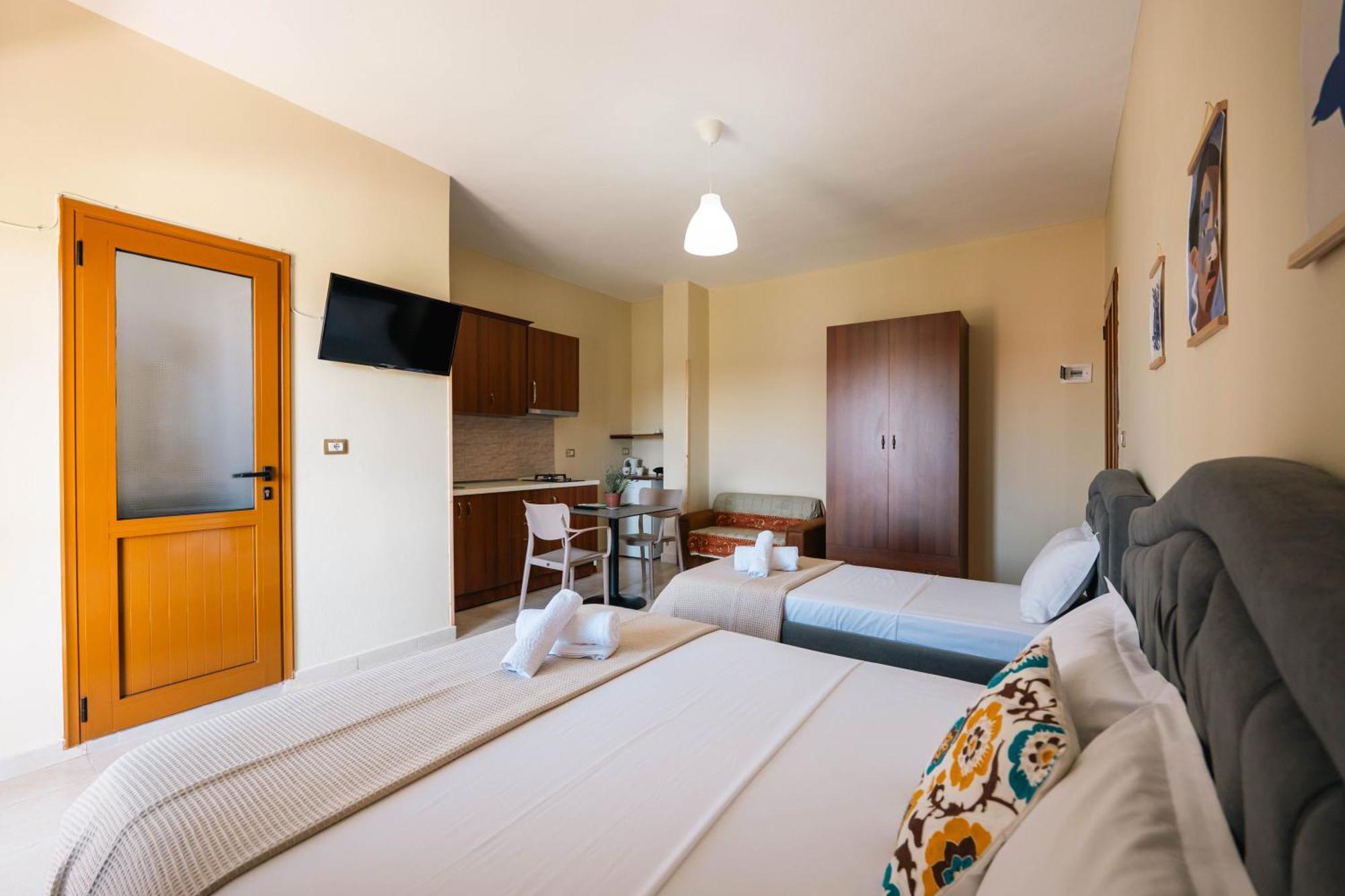 Kalpazo Kaja Garden Apartment Golem (Tirana)