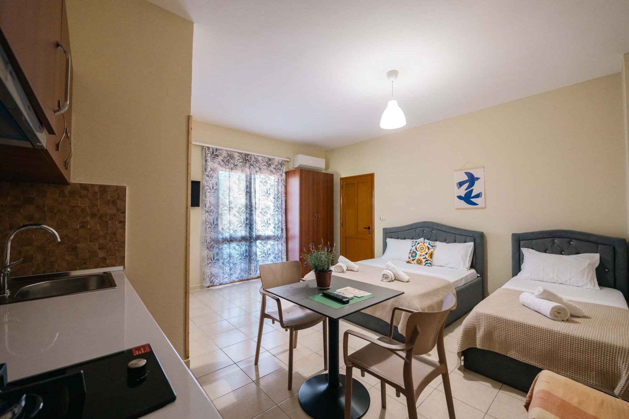 Kalpazo Kaja Garden Apartment Golem (Tirana)