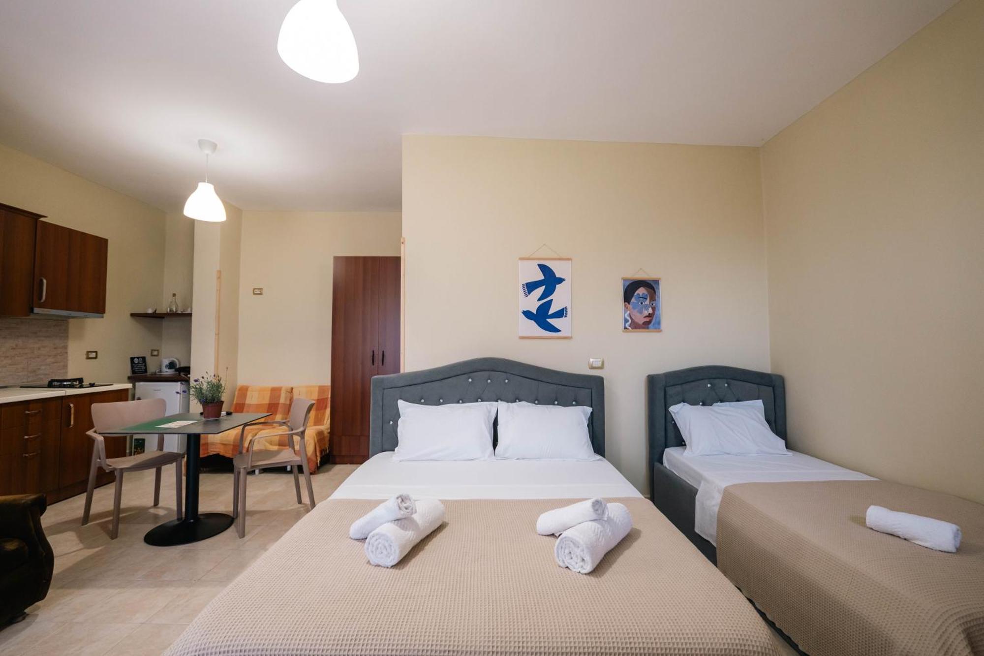 Kalpazo Kaja Garden Apartment Golem (Tirana)
